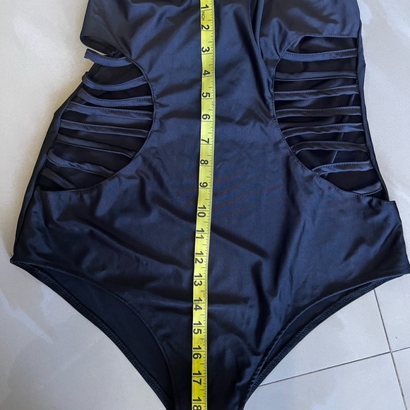 Yoins Yours Inspiration Women’s Solid Black Silky One Piece Bathing Suit Size L - Picture 13 of 16